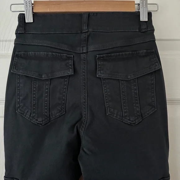 SPANX Black Ankle Cargo Leggings - Picture 7 of 16